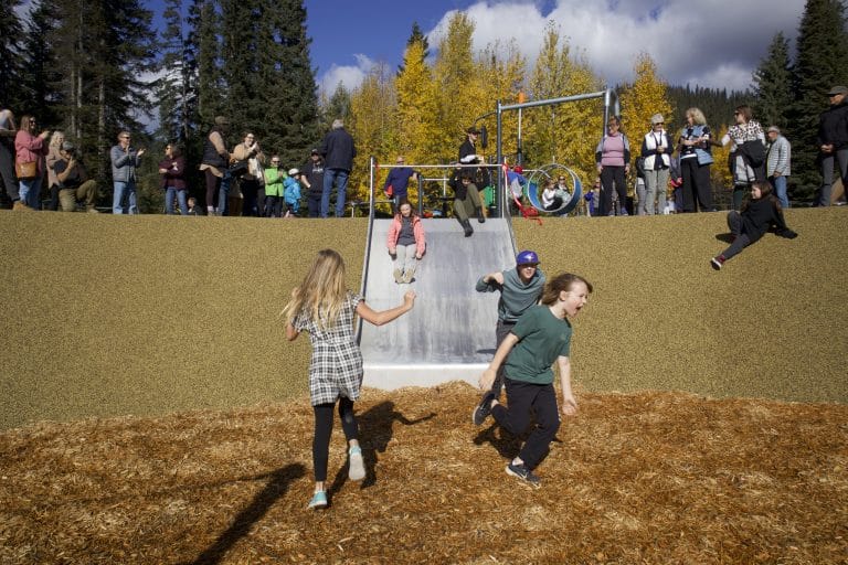 Program Offering Slide Scouts Canada Beavers program returns to Sun Peaks Sun Peaks ...